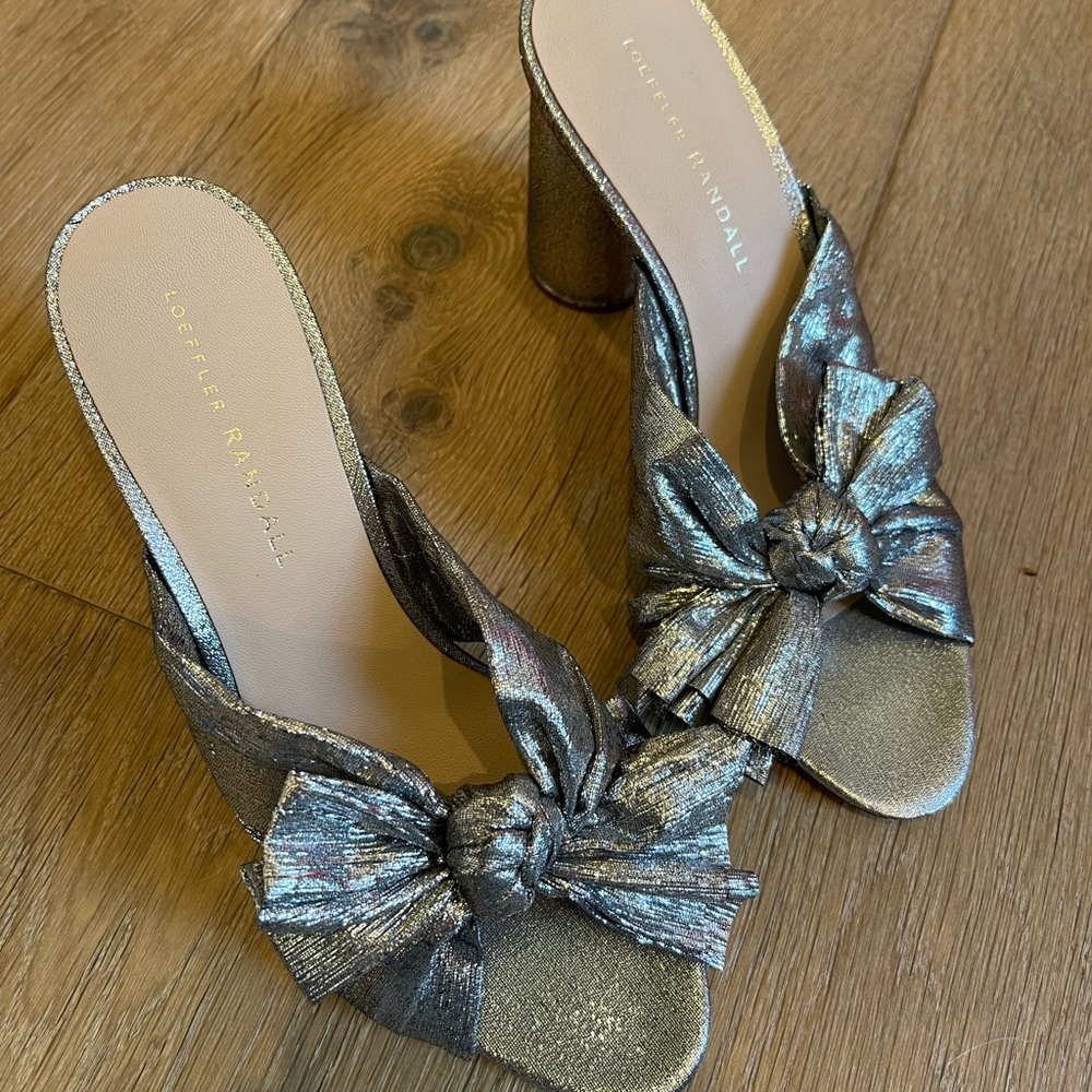 Loeffler Randall
Penny Pleated Bow Sandals